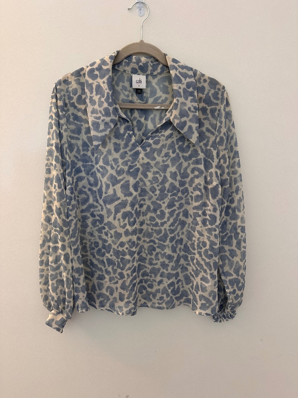 Cabi Pounce Blouse Sheer Long Sleeve Animal Print Top Shirt - Size- Medium Blue